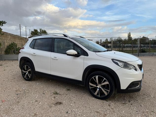 Peugeot 2008 BlueHDi 100 Black Matt - Foto 5