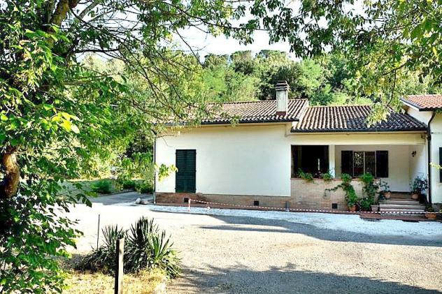 VILLA di 7 vani e di 195 mq (IMPRUNETA) rif. 37_31