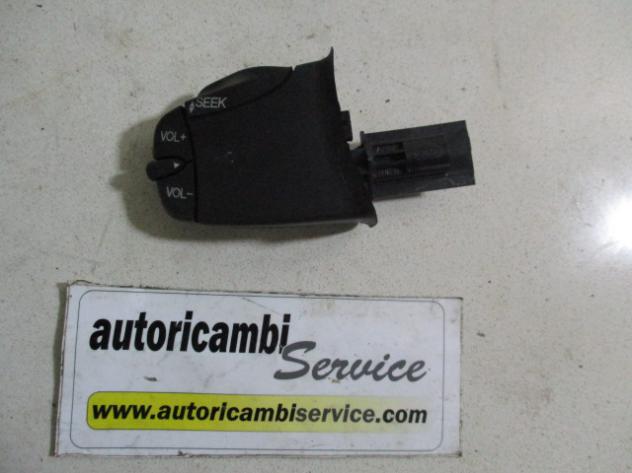 OMANDI AL VOLANTE LATO SINISTRO FORD FIESTA 1.4 D 50KW (2003) RICAMBIO USATO