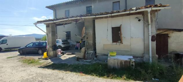 Colonica in Vendita in zona SANT'ANGELO A LECORE con giardino - Foto 19
