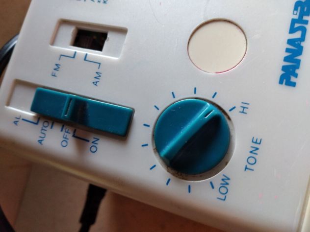 radio cubo con orologio PANASHBA per ricambi - Foto 3