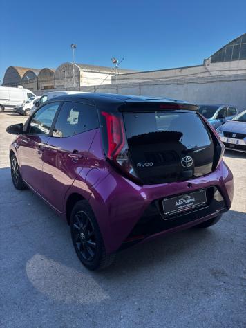 Toyota Aygo 1.0 VVT-i 72 CV 5 porte x-cite - Foto 4