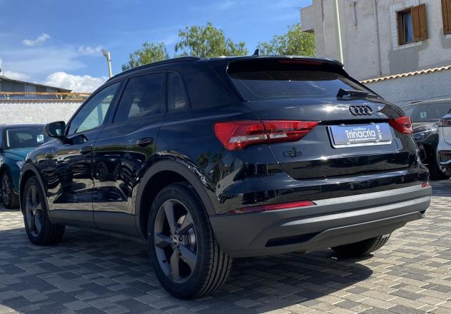 Audi Q3 Business 2.0 TDI 150CV S-Tronic 35 - Foto 6