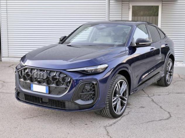 AUDI Q5 Sportback NEW 2.0 Tdi Q. 204cv S-tr. S.line edit. rif. 22852424