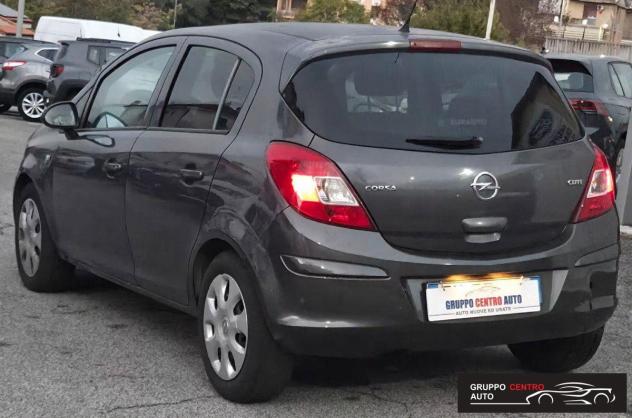 OPEL Corsa 1.3 CDTI 75CV5p. Edition - 2011 - Foto 3