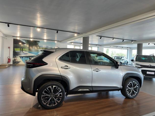 Toyota Yaris Cross 1.5 Hybrid 5p. E-CVT Lounge - Foto 8