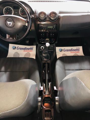 DACIA DUSTER 1.5 110CV anno 2012 4x4 - Foto 9