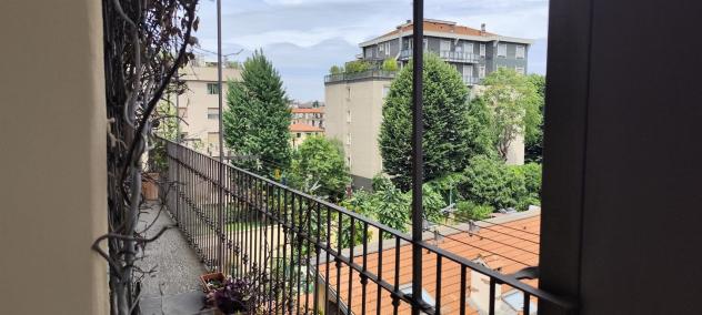 Quadrilocale su due livelli in stabile d'epoca in Maggiolina - Foto 2