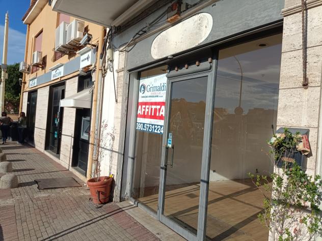 1 Vetrina in affitto a Messina