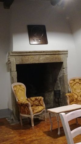 Viterbo Locale Ristorante Pizzeria Affitto