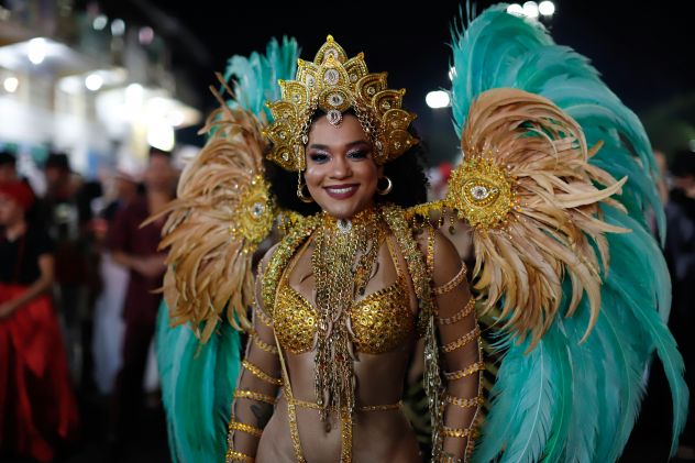 SPETTACOLO BALLERINE CARIOCA SAMBA RIO