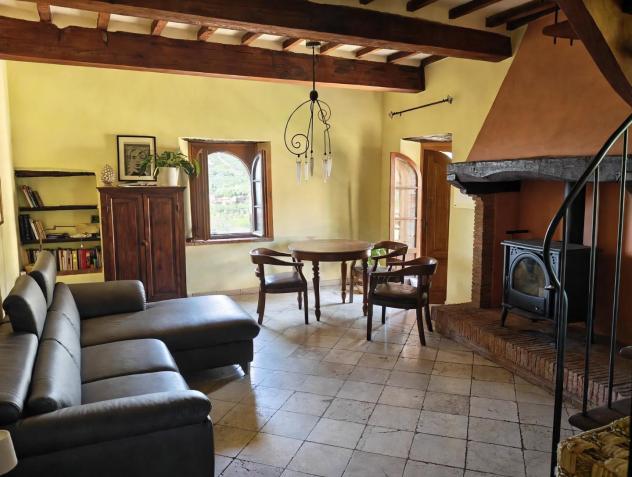 Rustico in vendita a Calci 180 mq Rif: 1440275