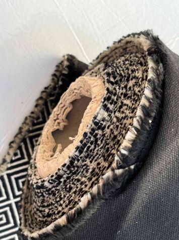 Scampolo tessuto a rombi avorio e nero per rivestimento - Foto 4