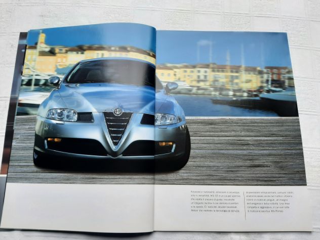 ALFA ROMEO GT DEPLIANT ORIGINALE - Foto 5
