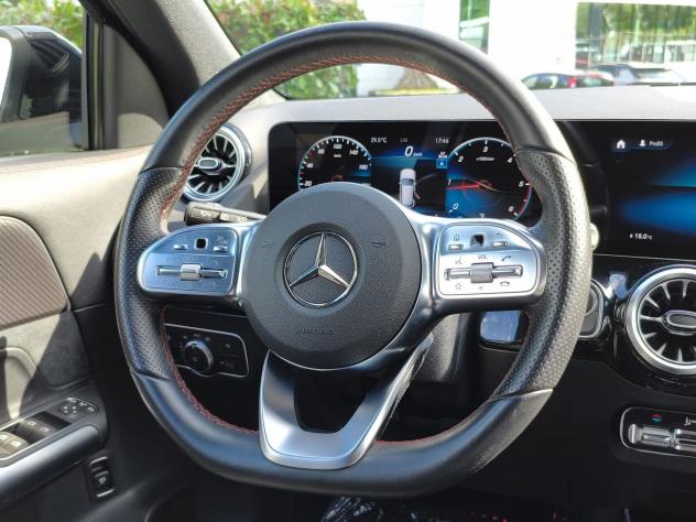 Mercedes-Benz GLA GLA 200 d AMG Line Premium - Foto 8