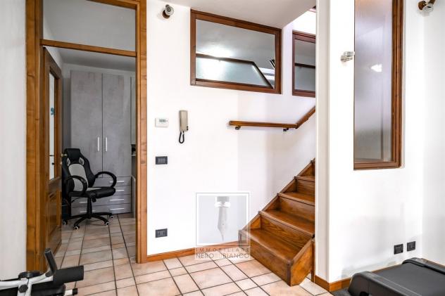 PORZIONE DI CASA VISTA LAGO A OLGINATE - Foto 19