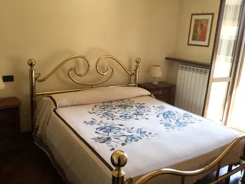Posto letto in stanza singola per studentesse - Foto 2