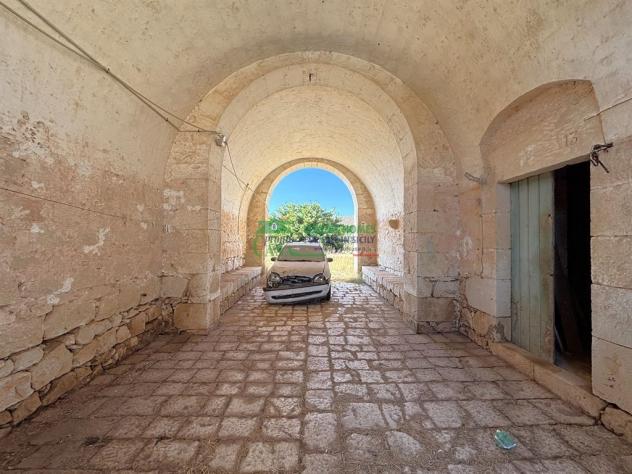 Rif.2671 - Casale in pietra con Baglio e Terreno a Modica - Foto 8