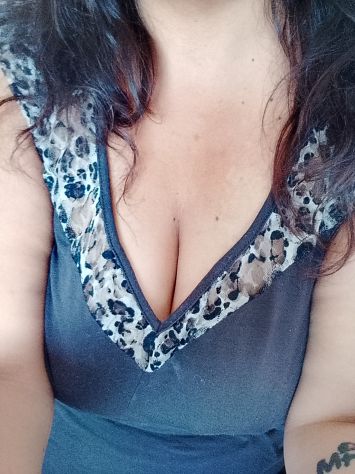 Italiana 27 anni Tel:3762532029