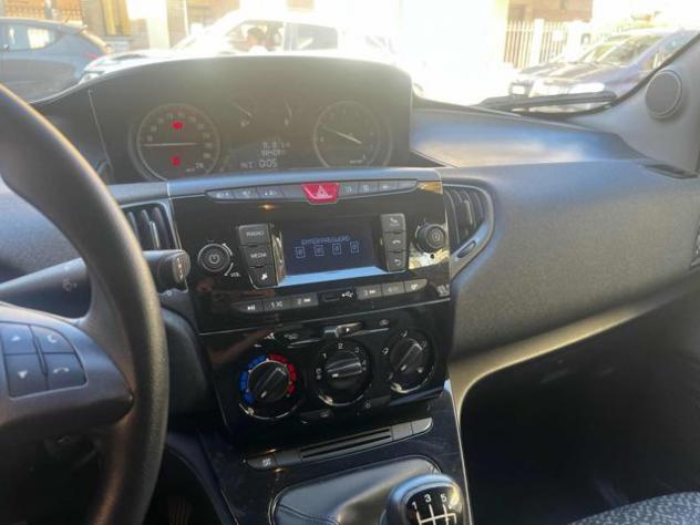 LANCIA Ypsilon 1.0 69 CV 5 porte S&S Fire Fly Ecochic rif. 23852681 - Foto 10
