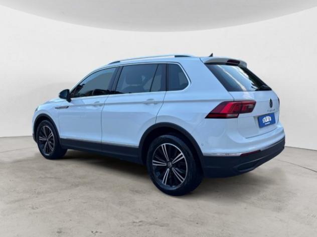 VOLKSWAGEN Tiguan 2.0 TDI 150 CV SCR DSG Life rif. 23914580 - Foto 3