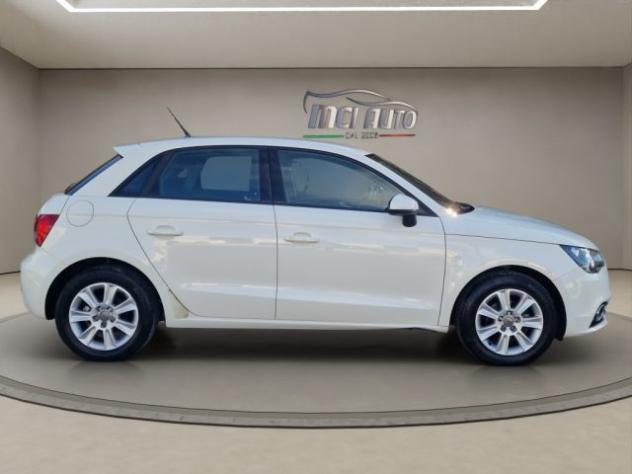 AUDI A1 SPB 1.6 TDI Attraction rif. 24180389 - Foto 6