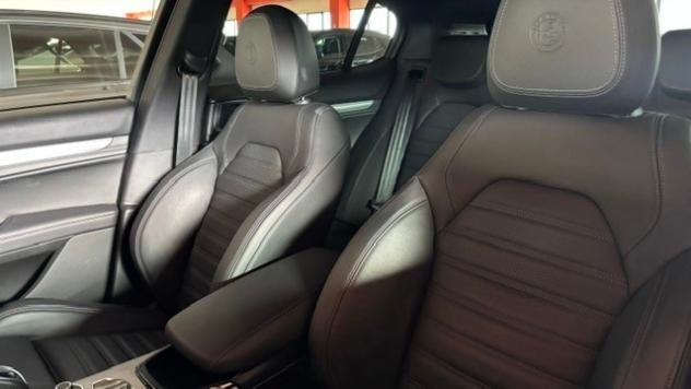 ALFA ROMEO Stelvio Stelvio 2.2 Turbodiesel 210 CV AT8 Q4 Veloce - Foto 2