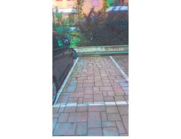 Immobile in asta di 10 m² in vendita a Milano - Foto 2