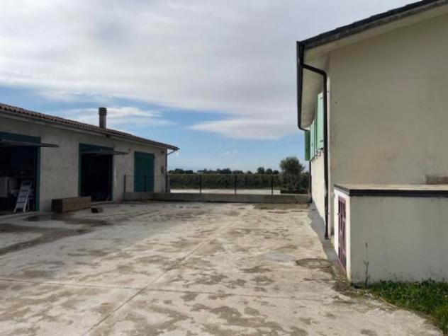 Immobile in asta di 175 m² con più di 5 locali e box auto doppio in vendita a Asigliano Veneto - Foto 8