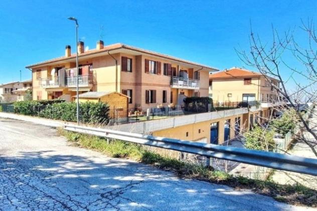 Immobile in asta di 305 m² in vendita a Cingoli - Foto 2