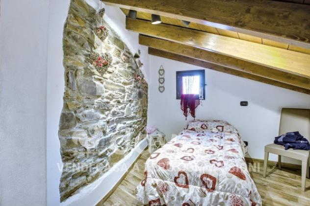 Casa indipendente di 218 m² con 5 locali in vendita a Maccagno con Pino e Veddasca - Foto 13