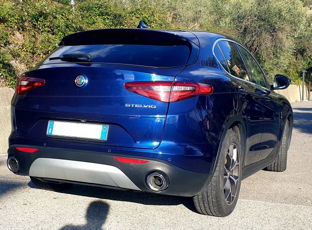 Alfa Romeo stelvio 2.2 mjtd executive 190 cv rwd - Foto 4