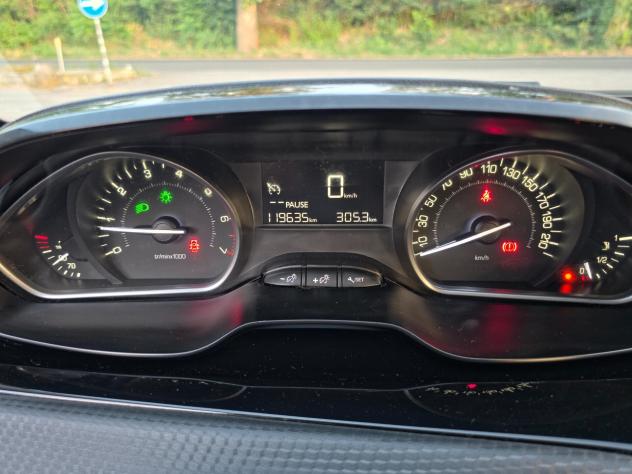 Peugeot 208 PureTech 82 5 porte Allure E6b Manuale NEO 2017 - Foto 9