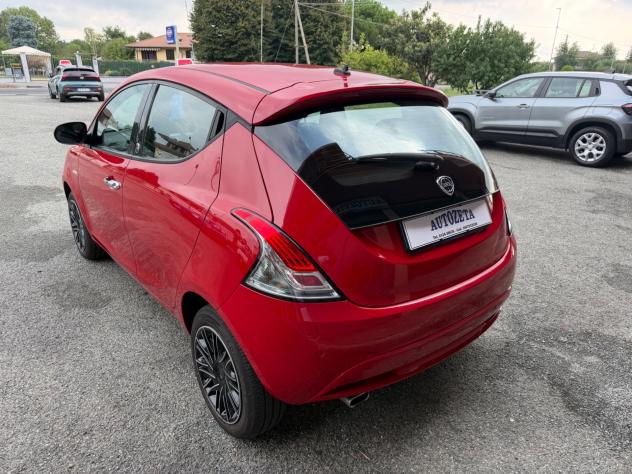 Lancia Ypsilon 1.2 69 CV GPL Elefantino Blu - Foto 7