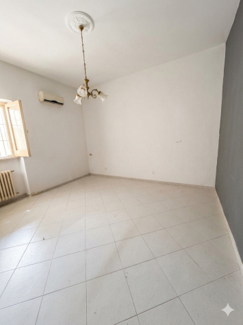 Casamassima: Soluzione indipendente con doppio ingresso. - Foto 3