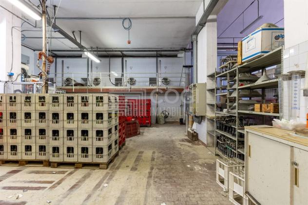 Casa Indipendente Bifamiliare con Cantina Vitivinicola - Foto 6