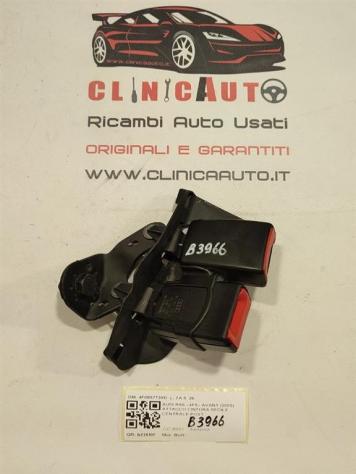 AGGANCIO CINTURA DI SICUREZZA POSTERIORE AUDI A6 RS6 Avant Serie C6 (4F5) 4F0857739D BUH (0411)
