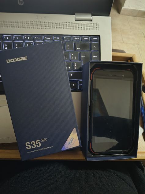 Vendo cell usato