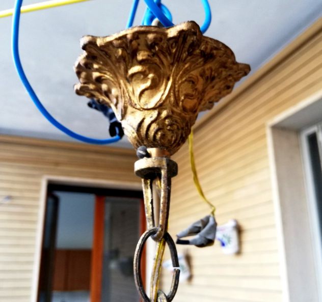 Lampadario a gocce con struttura in ottone - Foto 6