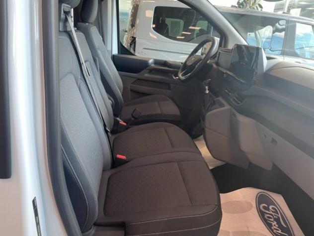 FORD Tourneo Custom 320 L2 TITANIUM 2.0TDCI 136CV 9 POSTI rif. 24198133 - Foto 10