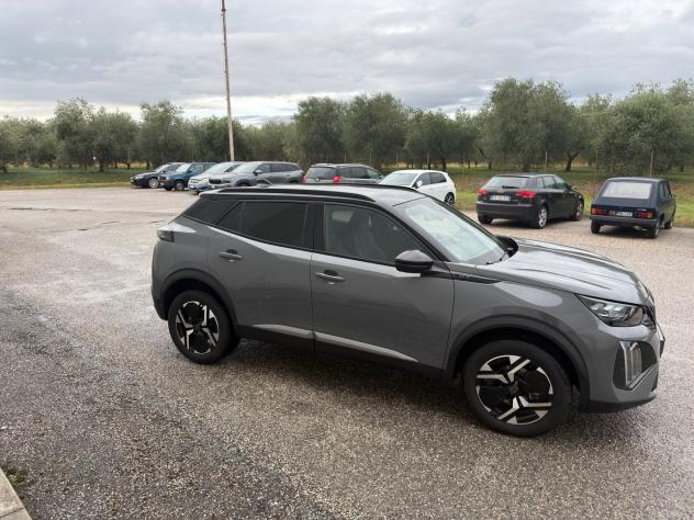 Peugeot 2008 PureTech 130 S&S EAT8 GT - Foto 6