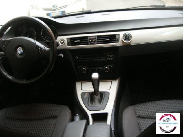 BMW - Serie 3 Touring - 318d 2.0 143CV Attiva - Foto 9