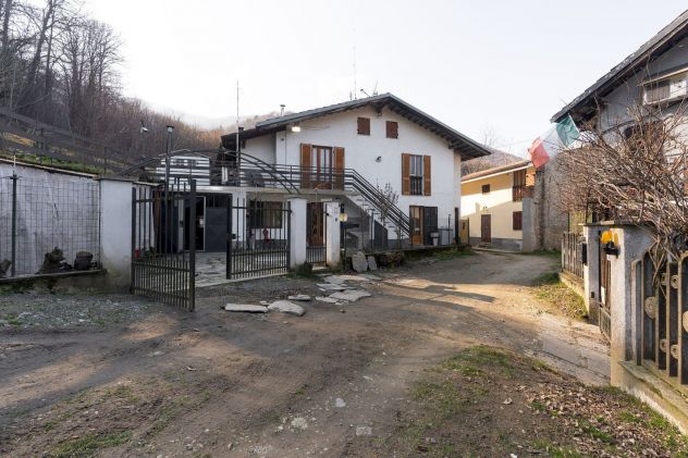 casa indipendente in vendita a Sanfront
