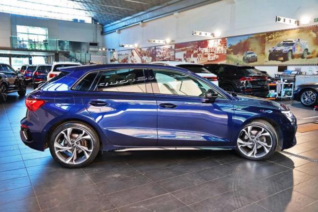 AUDI A3 35 TFSI Sportback S-Tronic S-Line rif. 23775424 - Foto 10