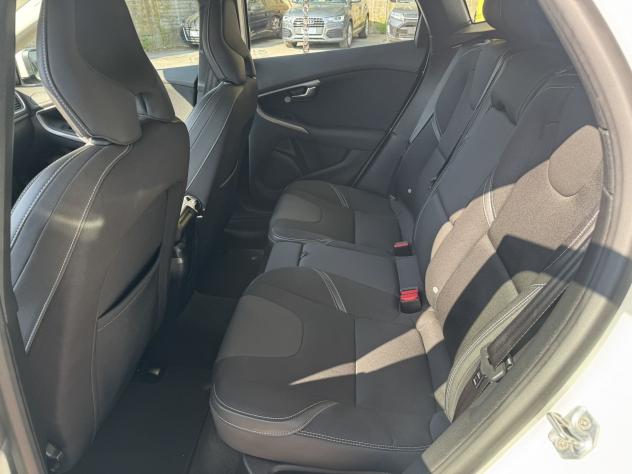 Volvo V40 D2 Business Plus - Foto 6