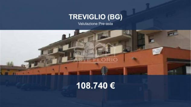 Immobile in asta di 100 m², box auto in vendita a Treviglio