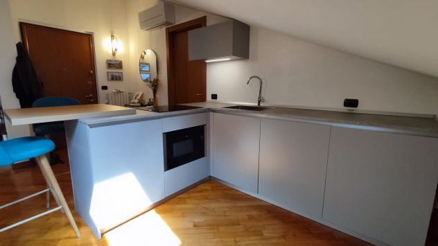 Cucina con tavolo penisola - Foto 6