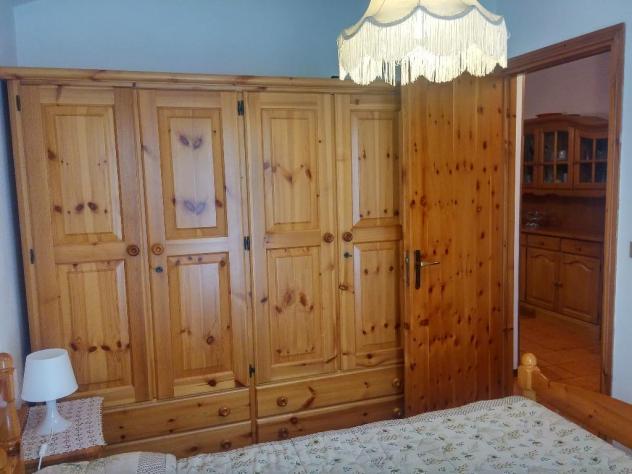 AMPIO BILOCALE IN OTTIMA POSIZIONE SOGGIORNO CON DIVANO LETTO, CAMERA DA LETTO MATRIMONIALE , BALCONE, BAGNO CON LAVATRICE E BOX AUTO - Foto 6