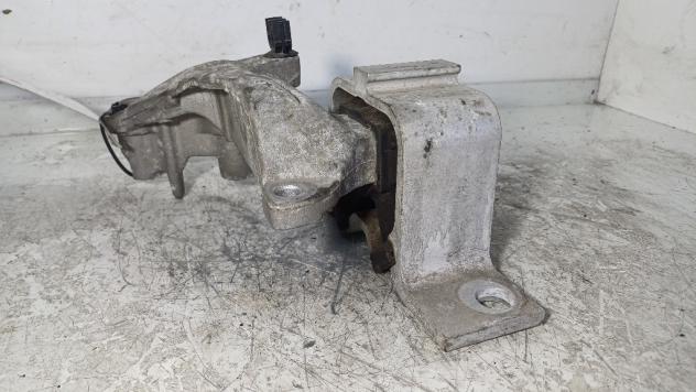 SUPPORTO MOTORE DACIA Duster Serie 112104991R H4M730 benzina 1598 (1724) - Foto 5