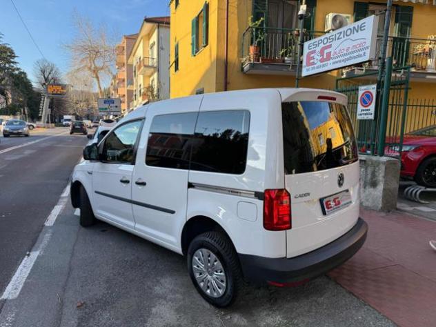 VOLKSWAGEN Caddy 2.0 TDI 102 CV DSG Comfortline rif. 23790735 - Foto 4